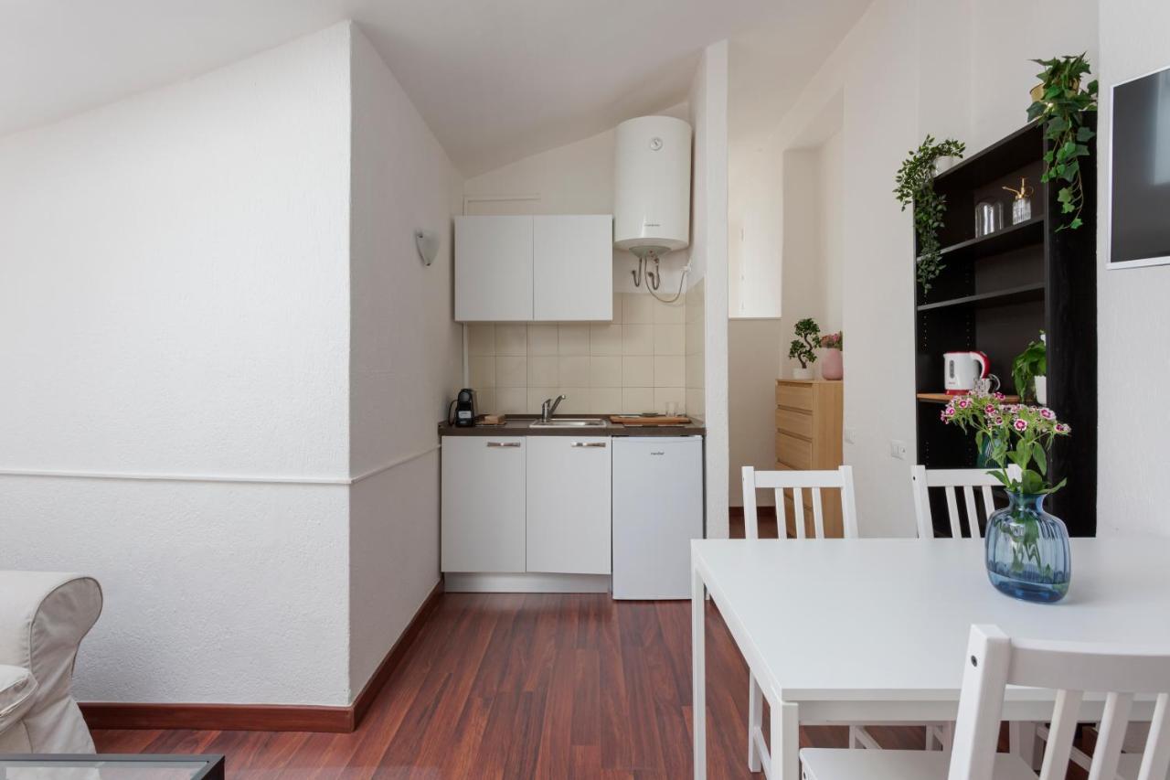 ميلان 1 Bedroom Apt - Duomo 4 المظهر الخارجي الصورة