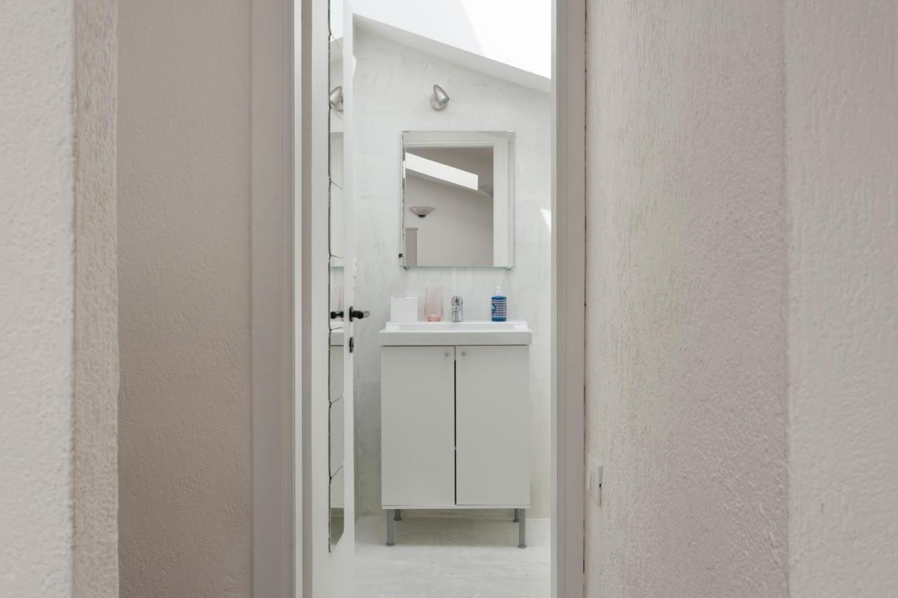 ميلان 1 Bedroom Apt - Duomo 4 المظهر الخارجي الصورة